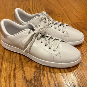 COLE HAAN White Grand
Crosscourt Sneakers
